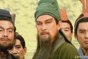 黄忠单挑韩信，最佳出装选择是什么？