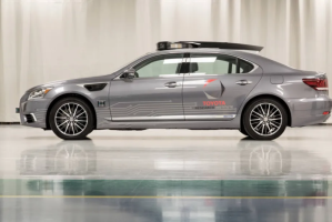 如何选择NEC的出装和加点？最佳策略是什么？