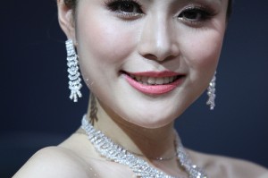 鳄鱼S14最新出装有哪些？如何选择最佳装备？