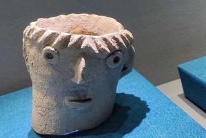 35赛季女娲出装与铭文搭配有哪些最佳选择？