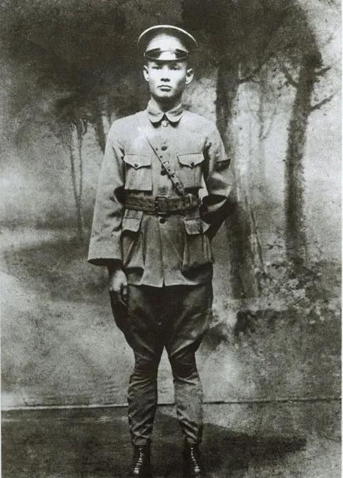 舰队统帅如何出装?最佳装备推荐是什么? 舰队统帅如何出装?最佳装备推荐是什么?