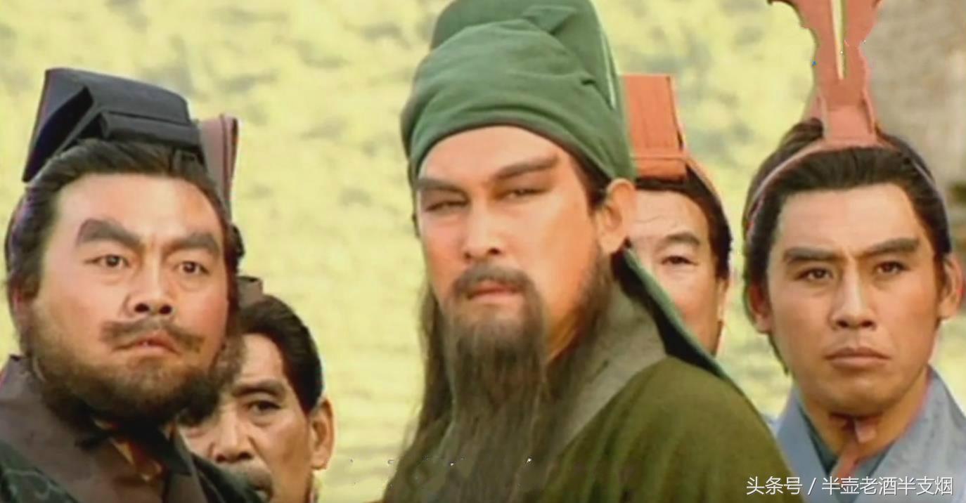 黄忠单挑韩信，最佳出装选择是什么？