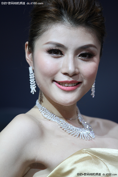 鳄鱼S14最新出装有哪些？如何选择最佳装备？